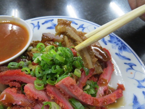 莊記牛肉麵館：有名氣≠會好吃【竹東/莊記牛肉麵館】