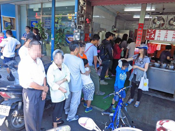 【新竹美食】莊記牛肉麵-超人氣排隊美食