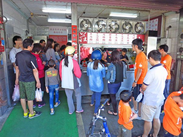 【新竹美食】莊記牛肉麵-超人氣排隊美食