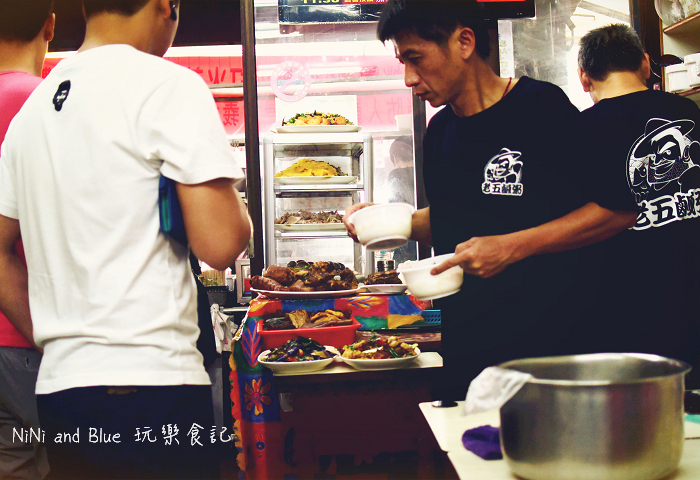 新竹老五鹹粥波霸滷肉飯36