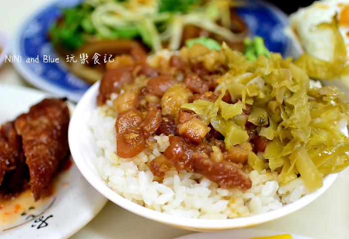 新竹老五鹹粥波霸滷肉飯17
