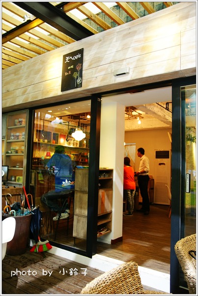 天ㄟ咖啡:宜蘭梅花湖畔「天ㄟ咖啡」享受片刻的寧靜