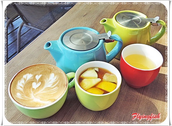 天ㄟ咖啡：✜ 2014寒假宜蘭三天兩夜輕旅行: 無敵美景、讓人忘記喧擾慢活好所在－「天ㄟ咖啡」♪♫ ♩♬ ♥～