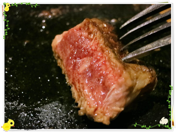 台北－新莊、輔大捷運站－饗厚牛排－享受厚度的美味－自助吧－冰淇淋台北－新莊、輔大捷運站－饗厚牛排－享受厚度的美味－岩燒特級無骨牛小排11oz－五分熟