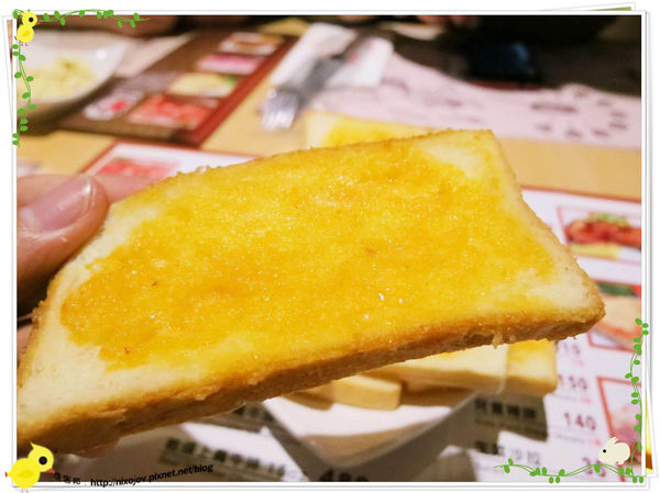 台北－新莊、輔大捷運站－饗厚牛排－享受厚度的美味－自助吧－冰淇淋台北－新莊、輔大捷運站－饗厚牛排－享受厚度的美味－香蒜麵包