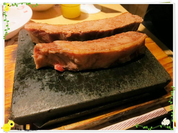 台北－新莊、輔大捷運站－饗厚牛排－享受厚度的美味－自助吧－冰淇淋台北－新莊、輔大捷運站－饗厚牛排－享受厚度的美味－岩燒特級無骨牛小排11oz