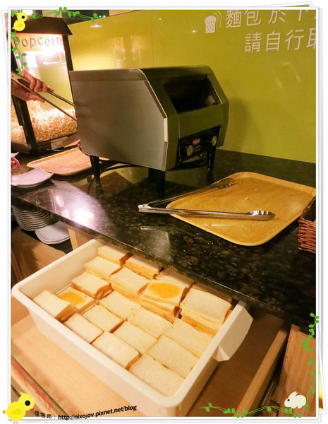 台北－新莊、輔大捷運站－饗厚牛排－享受厚度的美味－自助吧－蒜香麵包