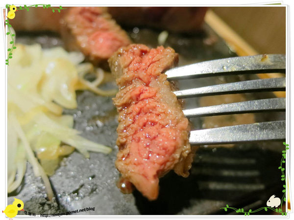 台北－新莊、輔大捷運站－饗厚牛排－享受厚度的美味－自助吧－冰淇淋台北－新莊、輔大捷運站－饗厚牛排－享受厚度的美味－岩燒特級無骨牛小排11oz