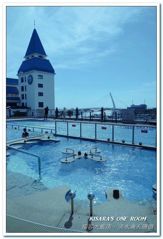 漁人碼頭福容大飯店：淡水吃到飽．漁人碼頭上的巨型愛之船／夏日星光BBQ──福容大飯店