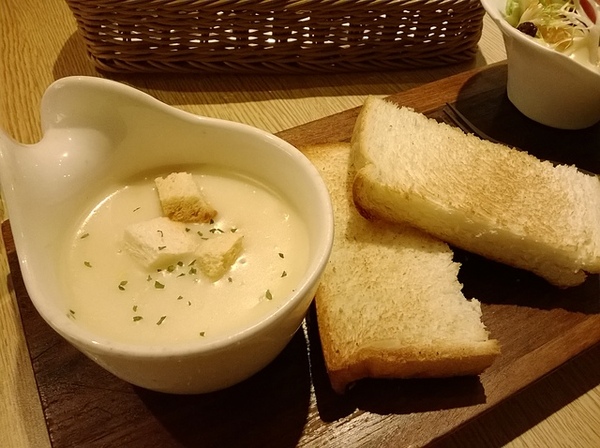 日光徐徐：健康清爽、美味差一度，總是日光徐徐的平價早午餐廳