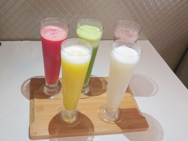 舒果新米蘭蔬食(台北南京東店)：台北 捷運松江南京站~舒果 高CP值王品素食套餐