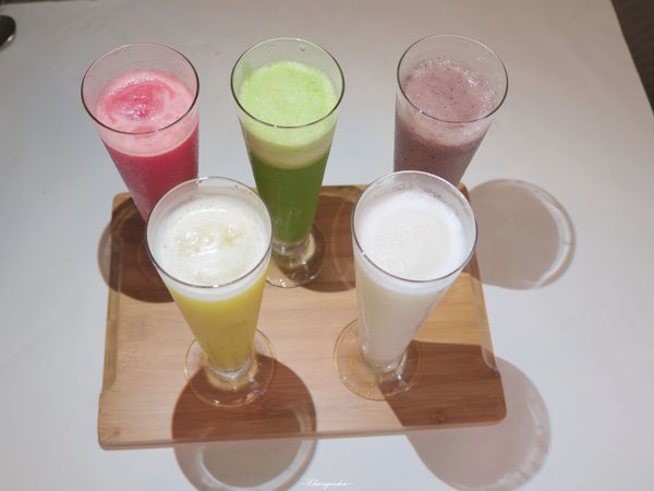 舒果新米蘭蔬食(台北南京東店)：台北 捷運松江南京站~舒果 高CP值王品素食套餐