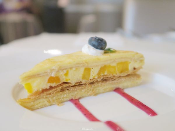 舒果新米蘭蔬食(台北南京東店)：台北 捷運松江南京站~舒果 高CP值王品素食套餐