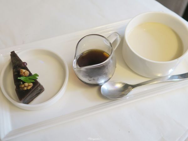 舒果新米蘭蔬食(台北南京東店)：台北 捷運松江南京站~舒果 高CP值王品素食套餐