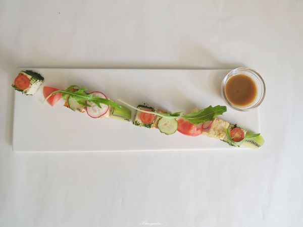 舒果新米蘭蔬食(台北南京東店)：台北 捷運松江南京站~舒果 高CP值王品素食套餐