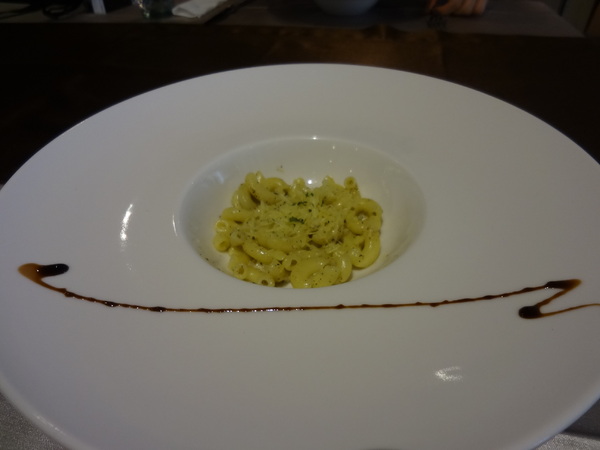 犇 和牛館：犇 和牛館 (三館) - 黑鑄鐵牛排雙重奏