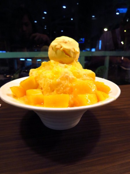 西門町芒果冰:名聲響亮口味普通的芒果冰【台北/西門町芒果冰】