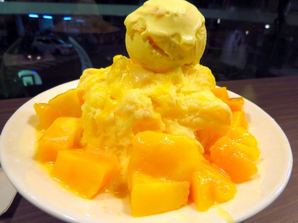 西門町芒果冰:名聲響亮口味普通的芒果冰【台北/西門町芒果冰】