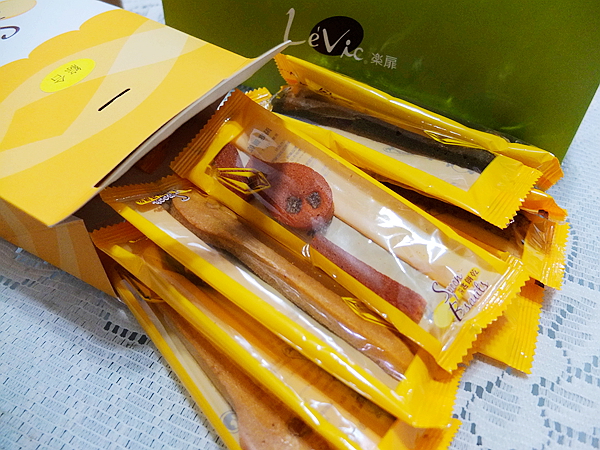 Levic樂扉法式手工餅乾：【Levic 樂扉食品】湯匙餅乾-吃出樂趣 ღ 草莓果醬-美味扉凡