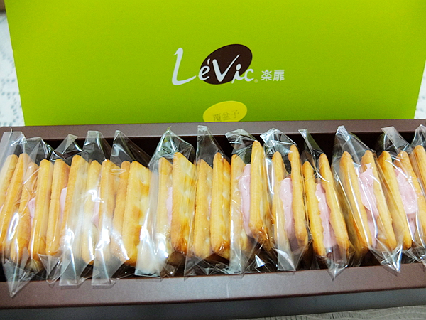 Levic樂扉法式手工餅乾：【Levic 樂扉食品】湯匙餅乾-吃出樂趣 ღ 草莓果醬-美味扉凡