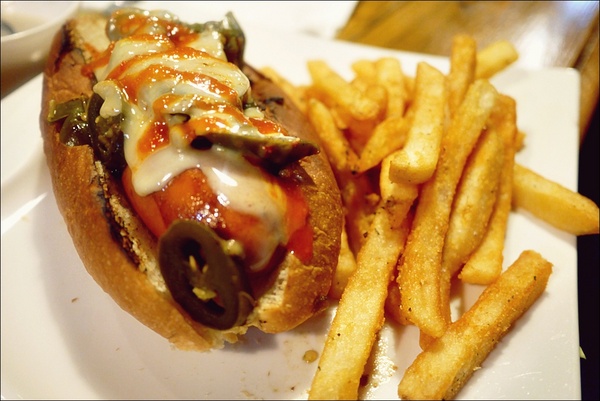 My Place -Burgers & Pastas 美式餐廳:【My Place -Burgers & Pastas】一家美國廚師開的道地美式餐廳,閃亮亮的起司香呀!