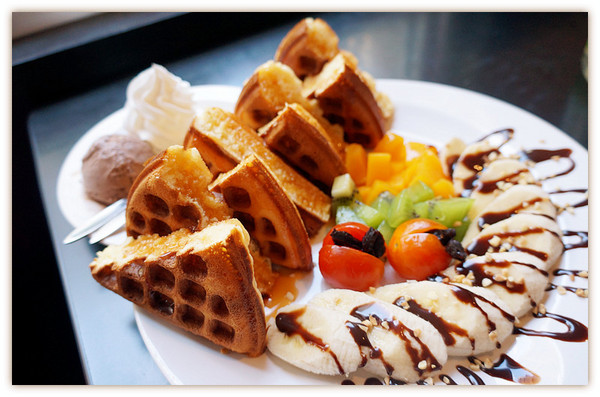 咖啡因館(二館):永安市場站♬私藏捷運巷弄時尚咖啡廳,中永和美味輕食、鬆餅供應 咖啡因二館