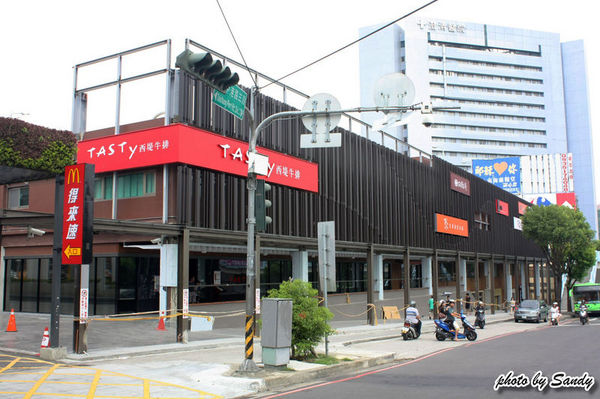 8鮮屋健康鍋物料理：美味營養高CP值餐廳(在充斥毒物的時代，有良心又美味的店是覓食的首選)