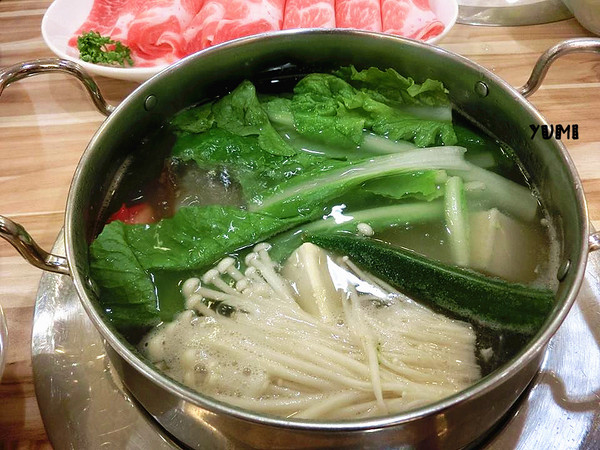 8鮮屋健康鍋物料理: 【口碑券§第71彈】拒黑心!護食安!為人民健康把關的美味小火鍋@8鮮屋健康鍋物料理