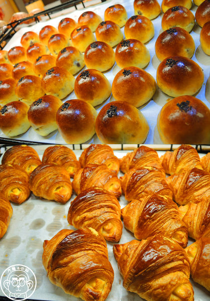 吳寶春麥方店(台北店)：呷飽祙【台北信義･吳寶春麥方店】新品米蘭水果麵包完食