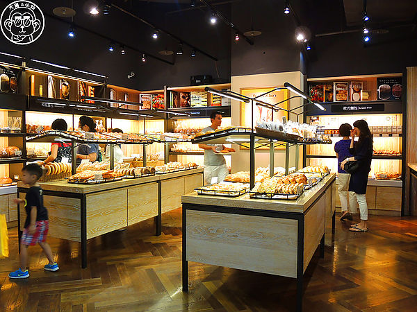 吳寶春麥方店(台北店)：呷飽祙【台北信義･吳寶春麥方店】新品米蘭水果麵包完食