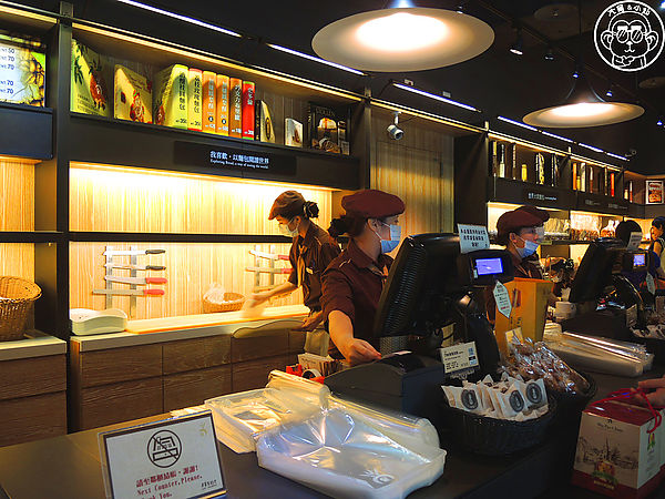 吳寶春麥方店(台北店)：呷飽祙【台北信義･吳寶春麥方店】新品米蘭水果麵包完食