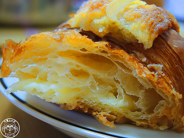 吳寶春麥方店(台北店)：呷飽祙【台北信義･吳寶春麥方店】新品米蘭水果麵包完食