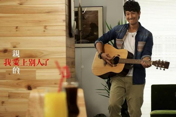 秋紅谷廣場：偶像劇『 親愛的，我愛上別人了』✪台中景點✪拍拍走~102.10.08更新