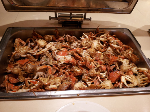 漢來海港自助餐廳:【台中廣三SOGO】漢來海港自助餐廳 下午茶 買餐券還挺划算的!