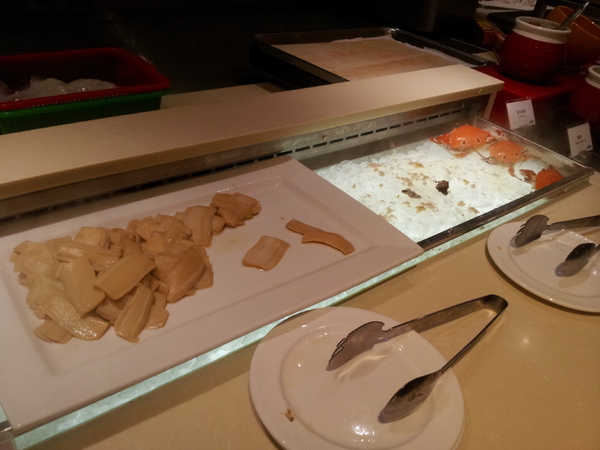 漢來海港自助餐廳:【台中廣三SOGO】漢來海港自助餐廳 下午茶 買餐券還挺划算的!