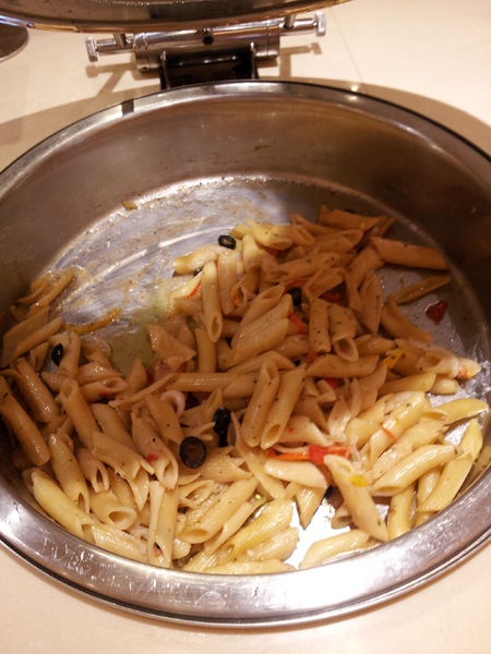 漢來海港自助餐廳:【台中廣三SOGO】漢來海港自助餐廳 下午茶 買餐券還挺划算的!