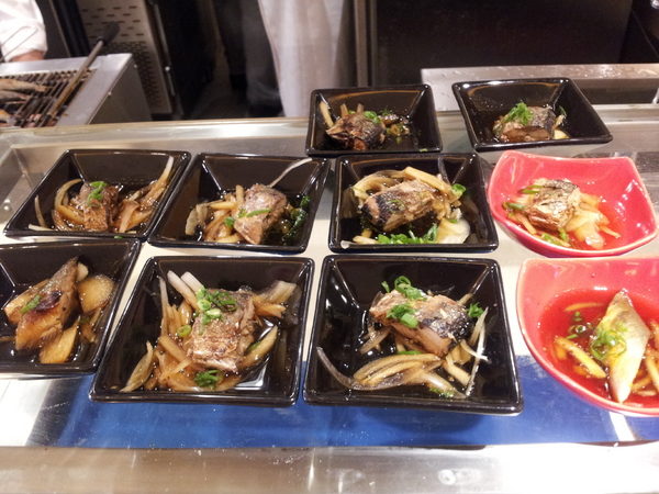 漢來海港自助餐廳:【台中廣三SOGO】漢來海港自助餐廳 下午茶 買餐券還挺划算的!