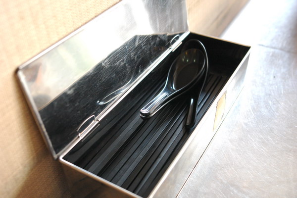 泰粉味泰國米粉湯專賣店：泰粉味泰國米粉湯專賣店-巧遇藝人熟女人妻-每天滿滿的人