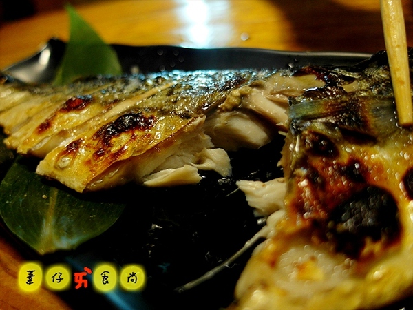 阿國海鮮燒烤小鋪:大半夜美食之超juicy骰子牛藏在居酒屋裡