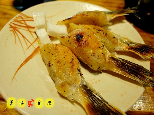 阿國海鮮燒烤小鋪:大半夜美食之超juicy骰子牛藏在居酒屋裡