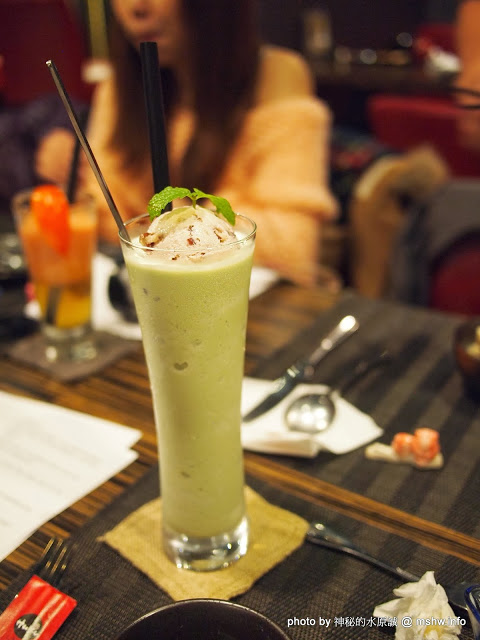 Huku幸福食尚創作料理:【食記】台中哪裡好吃-HuKu幸福時尚創作料理@西區BRT中正國小 : 下一站,Huku~讓人洋溢於幸福中的貓頭鷹主題餐廳!