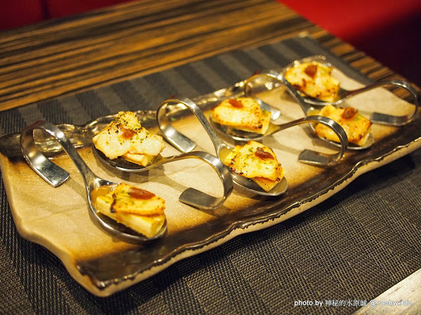 Huku幸福食尚創作料理:【食記】台中哪裡好吃-HuKu幸福時尚創作料理@西區BRT中正國小 : 下一站,Huku~讓人洋溢於幸福中的貓頭鷹主題餐廳!