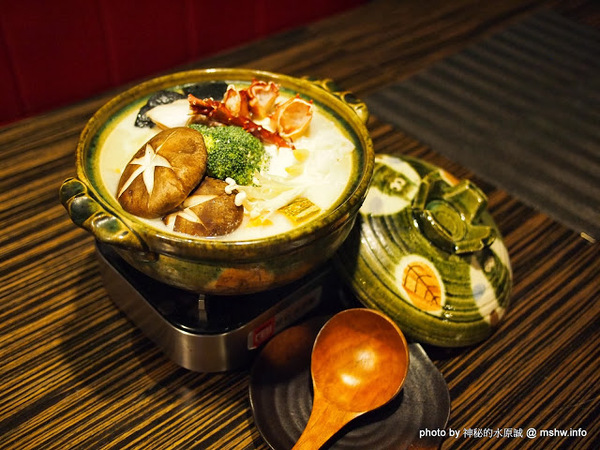 Huku幸福食尚創作料理:【食記】台中哪裡好吃-HuKu幸福時尚創作料理@西區BRT中正國小 : 下一站,Huku~讓人洋溢於幸福中的貓頭鷹主題餐廳!