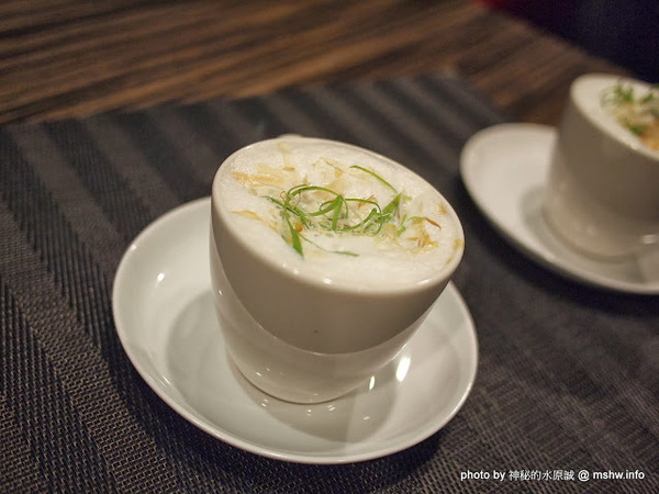 Huku幸福食尚創作料理:【食記】台中哪裡好吃-HuKu幸福時尚創作料理@西區BRT中正國小 : 下一站,Huku~讓人洋溢於幸福中的貓頭鷹主題餐廳!