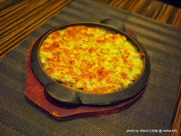 Huku幸福食尚創作料理:【食記】台中哪裡好吃-HuKu幸福時尚創作料理@西區BRT中正國小 : 下一站,Huku~讓人洋溢於幸福中的貓頭鷹主題餐廳!