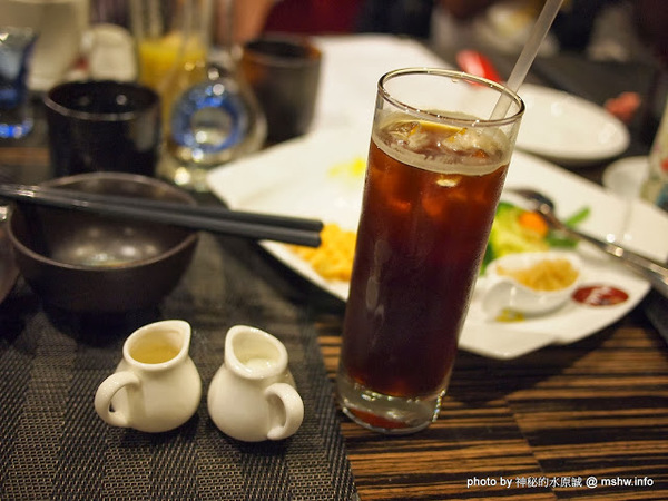 Huku幸福食尚創作料理:【食記】台中哪裡好吃-HuKu幸福時尚創作料理@西區BRT中正國小 : 下一站,Huku~讓人洋溢於幸福中的貓頭鷹主題餐廳!