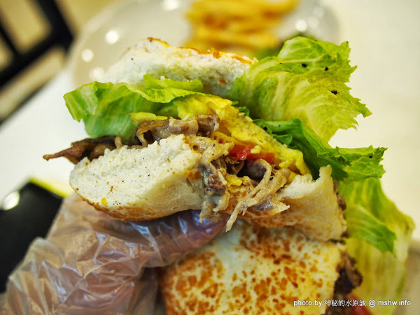 樂丘廚房：【食記】服務不打折的平價好食 @ 台中龍井-東海夜市-樂丘廚房-Leo Chiu