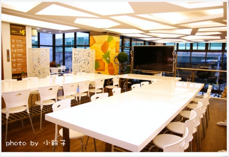 維格餅家:是誰住在深海的大鳳梨裡~「維格餅家」