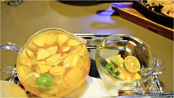 Number Nine咖啡&廚房:【食記/新北市】發現捷運美食 ♪♪Number Nine咖啡&廚房♪♪(甜點篇)