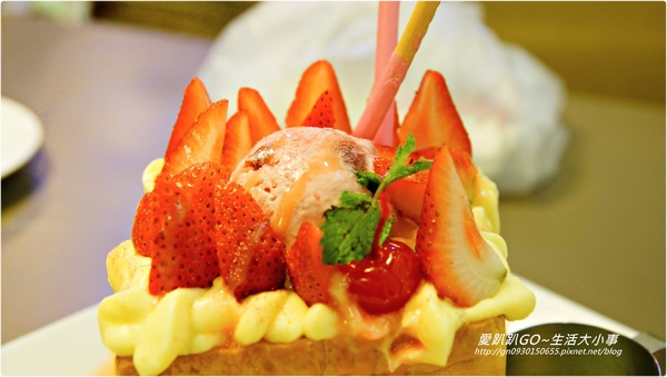 Number Nine咖啡&廚房:【食記/新北市】發現捷運美食 ♪♪Number Nine咖啡&廚房♪♪(甜點篇)